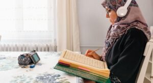 Learn tajweed rules and make your qirat better.